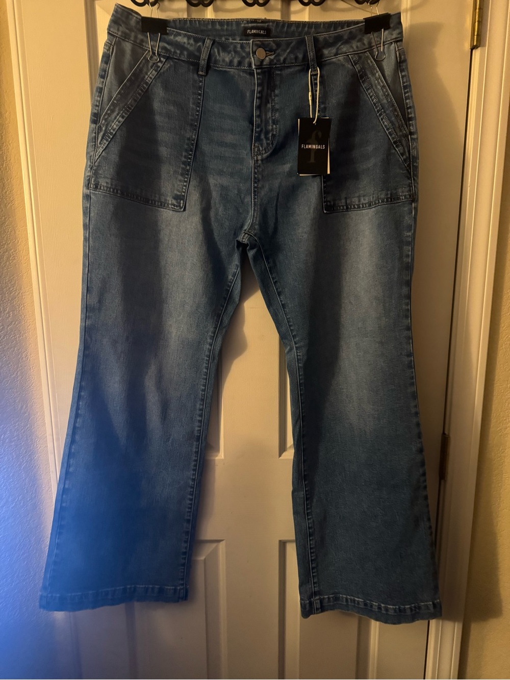 Flawless Mid-Rise Wide-Leg Jeans in Blue